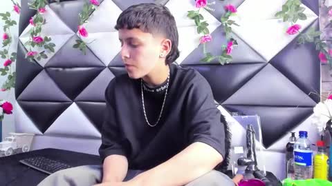 megan_thompsonn_ online show from 11/13/25, 02:32