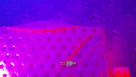 megan_tower online show from 10/26/25, 07:20