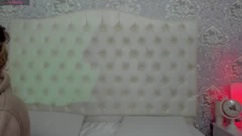 megan_tower online show from 11/15/25, 07:43