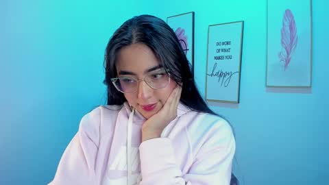 Snapshot of megan_vwv chatting on 12/08/24, 11:51 megan online show from 12/08/24, 11:51