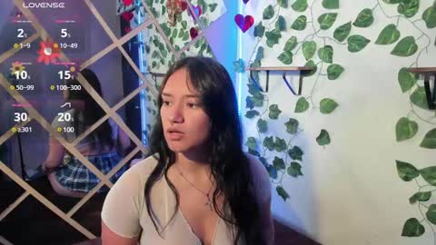 Snapshot of megan_xoxo1 chatting on 01/29/25, 01:07 Megan online show from 01/29/25, 01:07