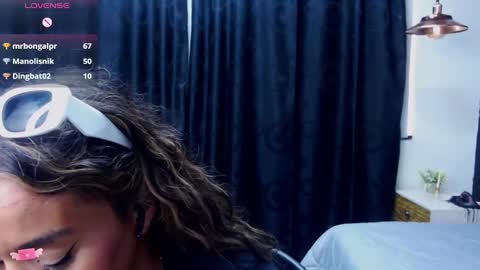 M E G A N   online show from 12/02/24, 08:44