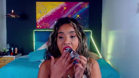 M E G A N   online show from 01/31/25, 01:33