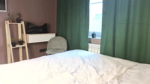 Snapshot of megancooks chatting on 10/25/25, 05:15 Michelle online show from 10/25/25, 05:15