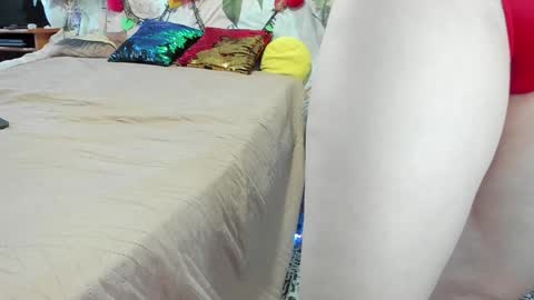 Nicki--------- Welcome to my Room online show from 02/02/25, 07:20