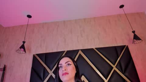 Snapshot of meganhofman chatting on 09/16/25, 09:16 Megan Hofman online show from 09/16/25, 09:16