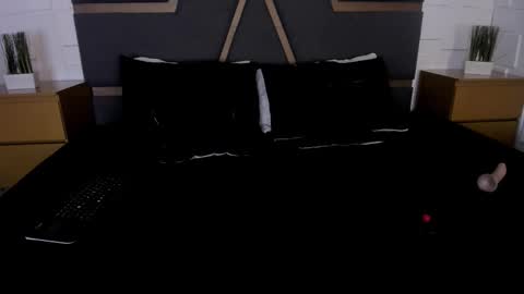 Snapshot of meganhofman chatting on 11/07/25, 07:47 Megan Hofman online show from 11/07/25, 07:47