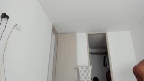 Snapshot of meganmir1 chatting on 01/08/25, 12:58 meganmir1 online show from 01/08/25, 12:58