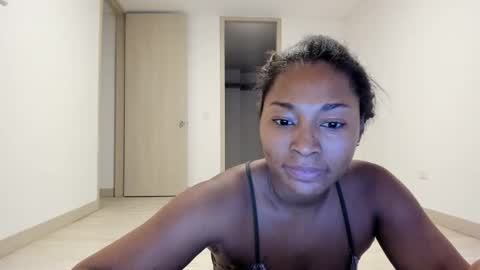 Snapshot of meganmir1 chatting on 01/16/25, 03:23 meganmir1 online show from 01/16/25, 03:23