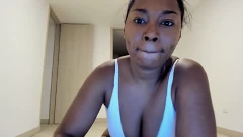 Snapshot of meganmir1 chatting on 01/22/25, 03:52 meganmir1 online show from 01/22/25, 03:52