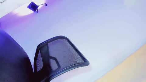 megan online show from 10/28/25, 11:51