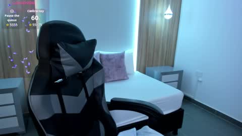 Snapshot of megara_x chatting on 10/07/25, 02:20 M E G A R A online show from 10/07/25, 02:20