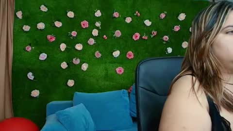 megatitts_ online show from 11/03/25, 07:59