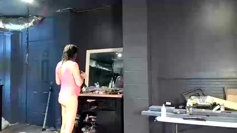 meghan online show from 10/17/25, 09:17