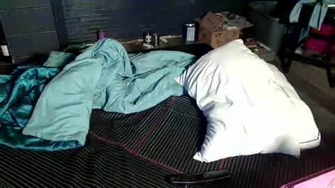 meghan online show from 11/17/25, 01:33