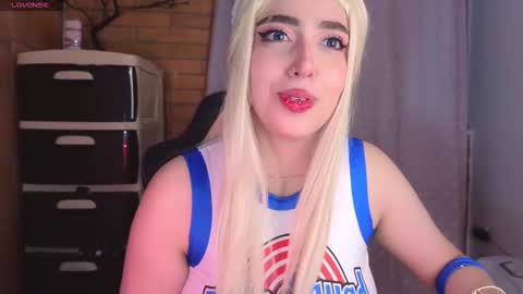 Megumi online show from 01/05/25, 08:43