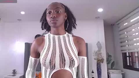 Snapshot of meilybarbie chatting on 10/15/25, 08:31 meilybarbie online show from 10/15/25, 08:31