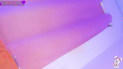 Snapshot of mejialuisa0142 chatting on 01/05/25, 11:37 Luisa online show from 01/05/25, 11:37