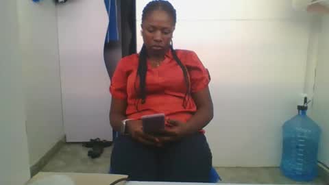 Snapshot of mel_candi94 chatting on 03/03/25, 01:20 pretty online show from 03/03/25, 01:20