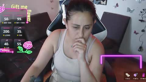 Snapshot of mel_raise chatting on 10/11/25, 08:40 mel raise online show from 10/11/25, 08:40