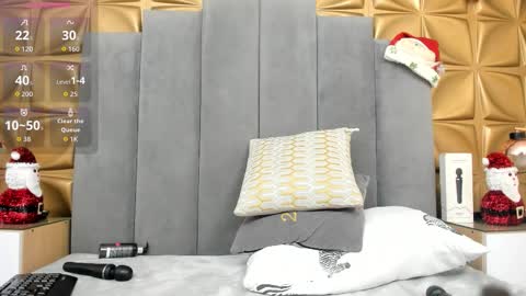 Melani online show from 11/19/25, 03:01