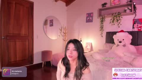 Snapshot of melanie_owo chatting on 12/05/24, 01:06 Melanie online show from 12/05/24, 01:06