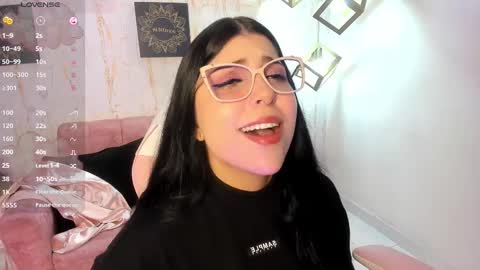 Snapshot of melaniegrayx chatting on 02/22/25, 02:52 melaniegrayx online show from 02/22/25, 02:52