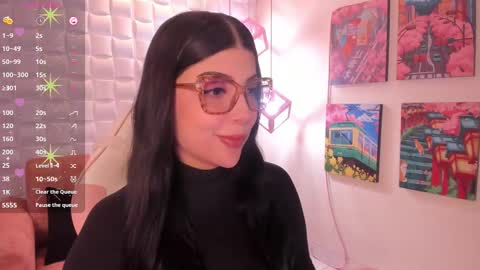 Snapshot of melaniegrayx chatting on 10/21/25, 02:40 melaniegrayx online show from 10/21/25, 02:40