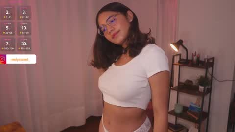 Snapshot of melanieryann_ chatting on 09/25/25, 10:52 Ig melysweet online show from 09/25/25, 10:52