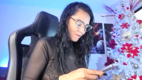 Snapshot of melannia_hills chatting on 12/09/24, 06:57 melannia_hills online show from 12/09/24, 06:57