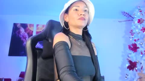 Snapshot of melannia_hills chatting on 12/21/24, 09:01 melannia_hills online show from 12/21/24, 09:01