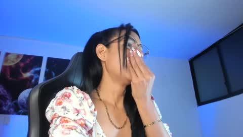 Snapshot of melannia_hills chatting on 01/11/25, 10:08 melannia_hills online show from 01/11/25, 10:08