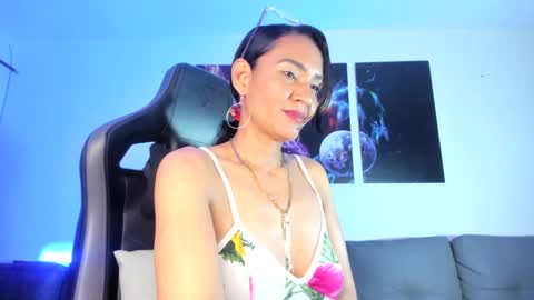 Snapshot of melannia_hills chatting on 02/01/25, 10:15 melannia_hills online show from 02/01/25, 10:15