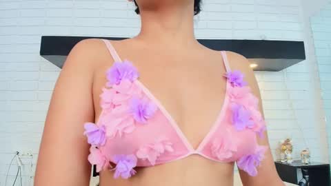 Melanny garcia online show from 09/14/25, 12:04