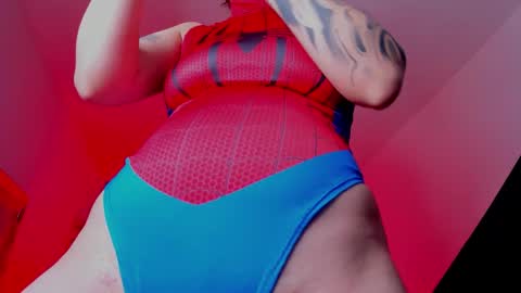 Snapshot of melanny_luv chatting on 10/17/25, 09:28 MelanyLuv online show from 10/17/25, 09:28