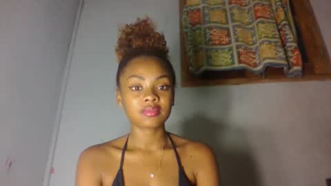 Snapshot of meliana98 chatting on 10/12/25, 05:45 meliana98 online show from 10/12/25, 05:45