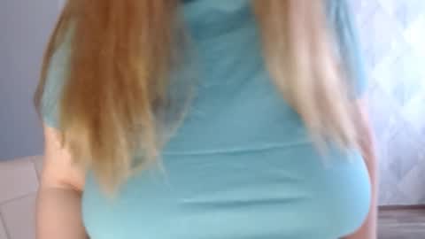 Melina online show from 10/15/25, 07:19