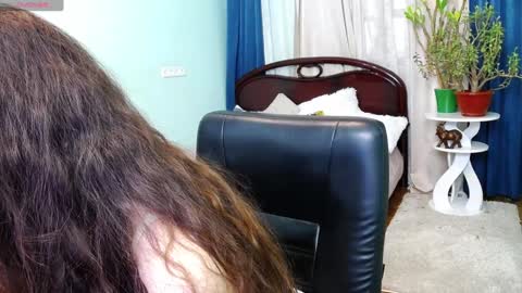 Snapshot of melinasmit chatting on 02/03/25, 08:46 Melina online show from 02/03/25, 08:46