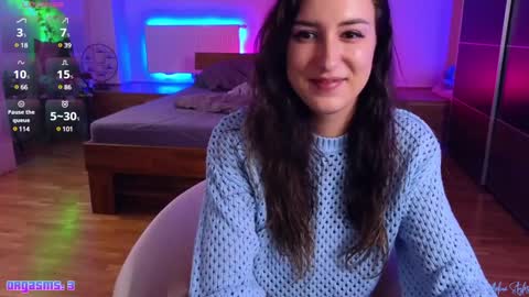 Snapshot of melinastyles chatting on 12/01/24, 08:20 Melina Styles online show from 12/01/24, 08:20