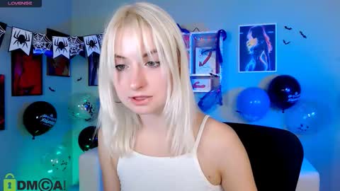 Melisa online show from 10/26/25, 08:15