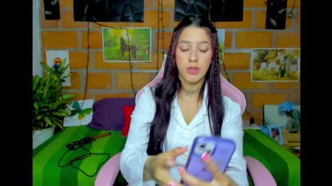 Snapshot of melisaking12 chatting on 01/15/25, 01:02 Melisa King online show from 01/15/25, 01:02