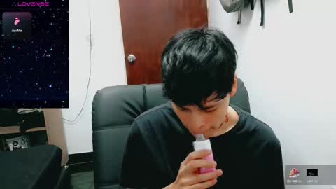 Snapshot of melissa_and_dany chatting on 10/20/25, 07:03 Melissas Corner online show from 10/20/25, 07:03