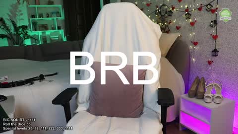 Snapshot of melissa_bad_kitty chatting on 02/07/25, 10:50 Hi Im Melissa Check my Bio On vacation from November 26 to December 10 online show from 02/07/25, 10:50