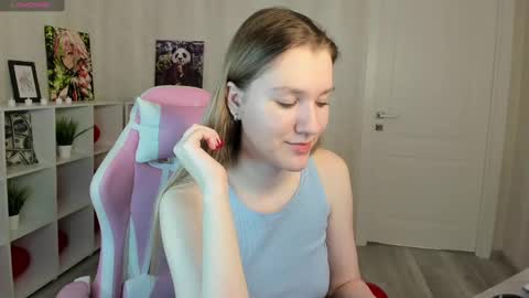 Snapshot of melissa_moooree chatting on 03/11/25, 02:29 melissa_moooree online show from 03/11/25, 02:29