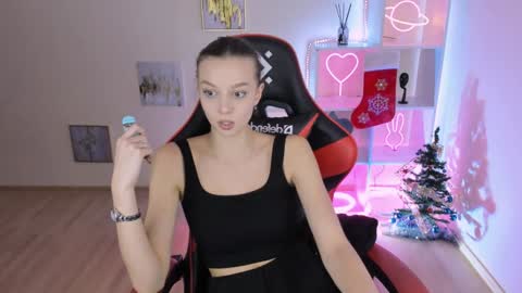 Melissa online show from 12/18/24, 11:51