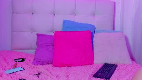 Snapshot of melissa_walker_ chatting on 01/18/25, 12:26 Meli online show from 01/18/25, 12:26