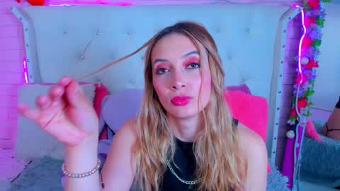 Snapshot of melissa_walker_ chatting on 02/27/25, 06:42 Meli online show from 02/27/25, 06:42