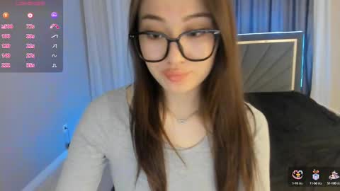 Snapshot of melissa_yamazaki chatting on 03/06/25, 12:09 Lisaa online show from 03/06/25, 12:09
