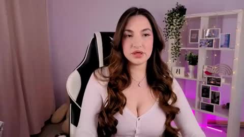 melissagray_ online show from 10/19/25, 01:45