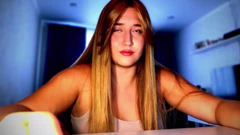 melissalii online show from 10/10/25, 12:26